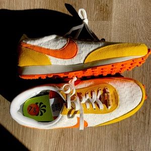 Nike Wmns Dbreak SE Sun Club Sail Hot Curry Casual Lifestyle DM7605-101 Size 7.5